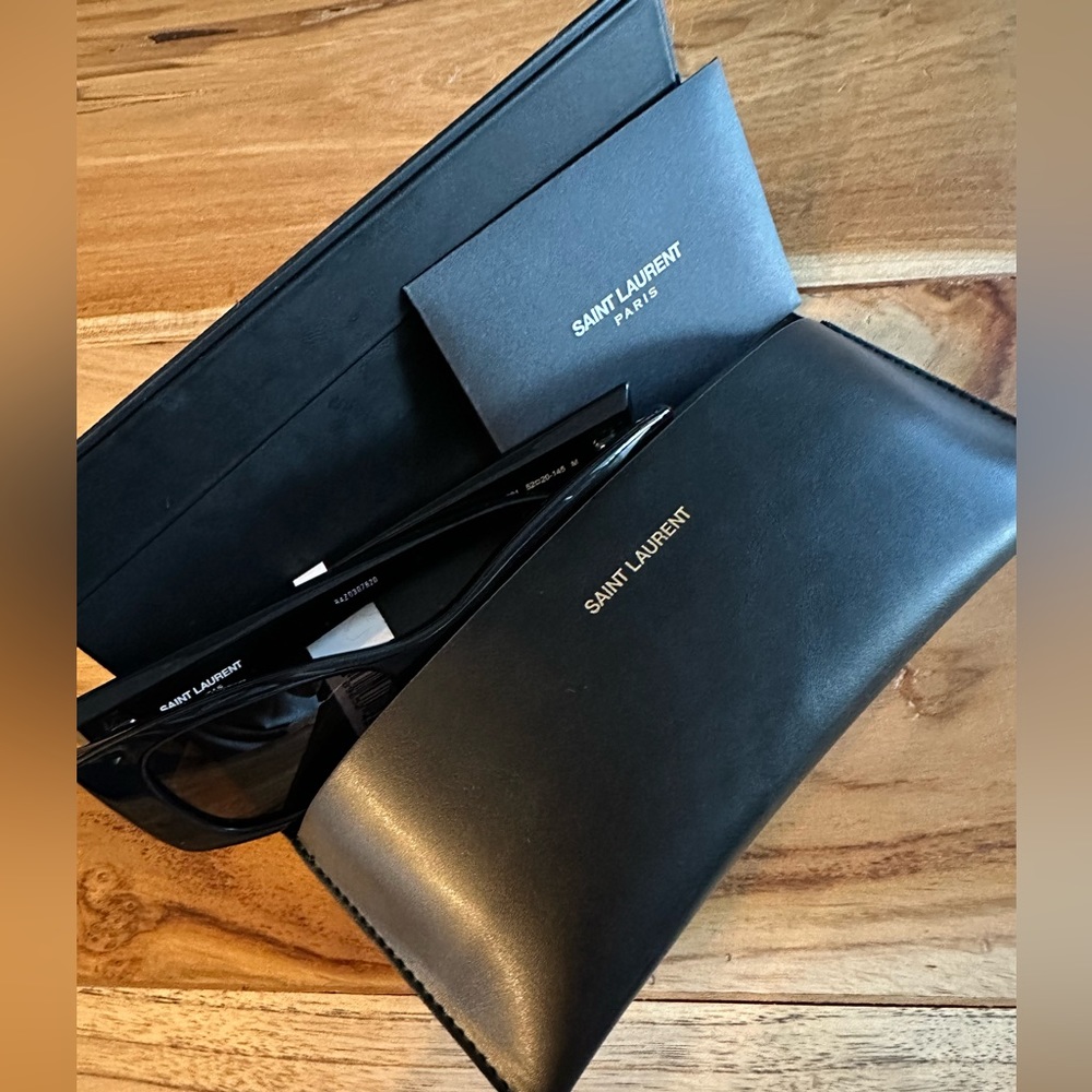 Saint Laurent sunglasses - Picture 8 of 8